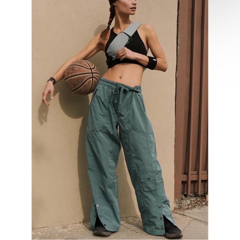 NWT Free People Movement Stadium Pants in Vintage Green